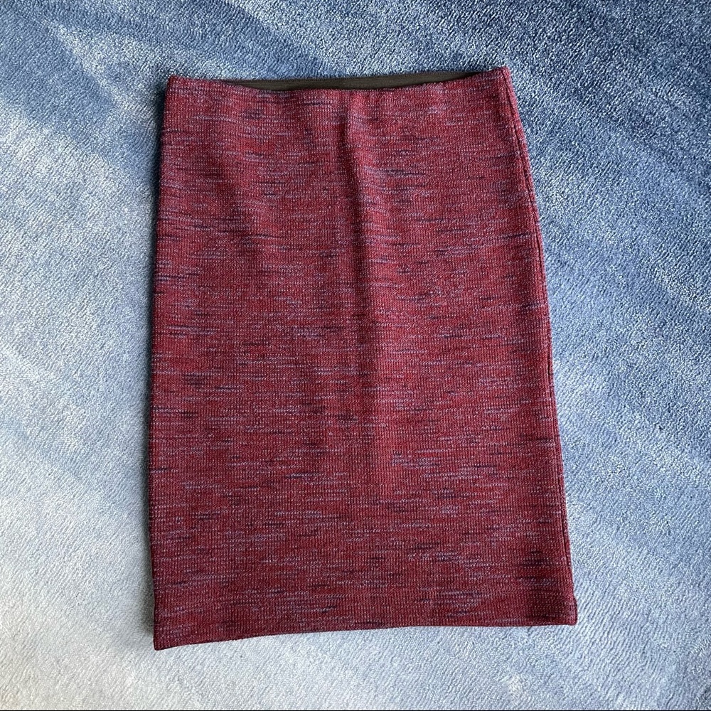 ⚠️LAST CHANCE LOFT Burgundy Heather Stretchy Pencil Skirt